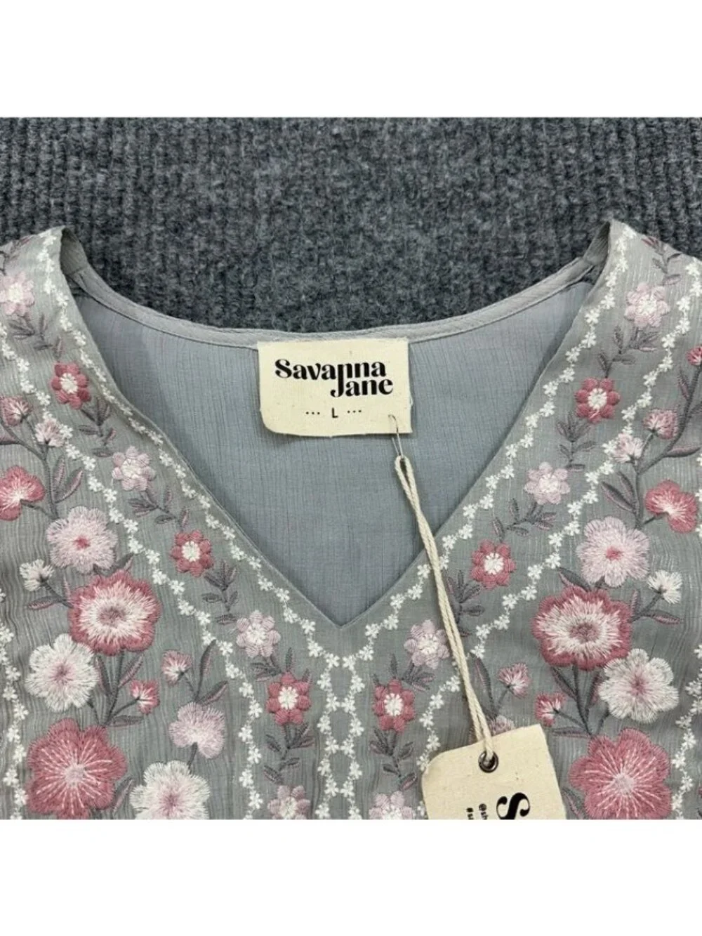 Savanna Jane Embroidered V Neck Long Sleeve Flowy Shirt Boho Womens Large NEW